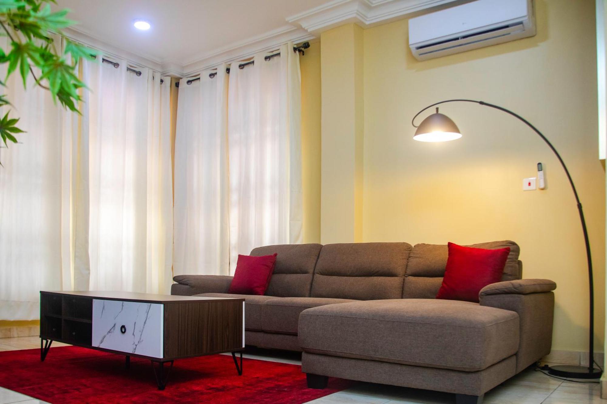 Maat Luxury Homes Accra Exterior photo