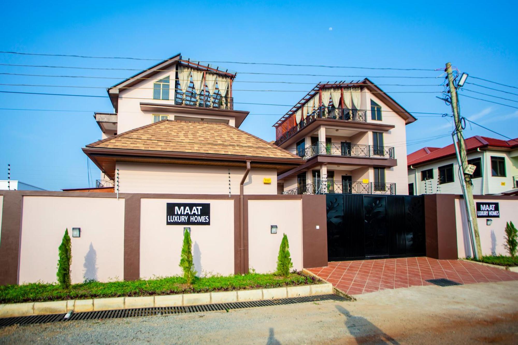 Maat Luxury Homes Accra Exterior photo