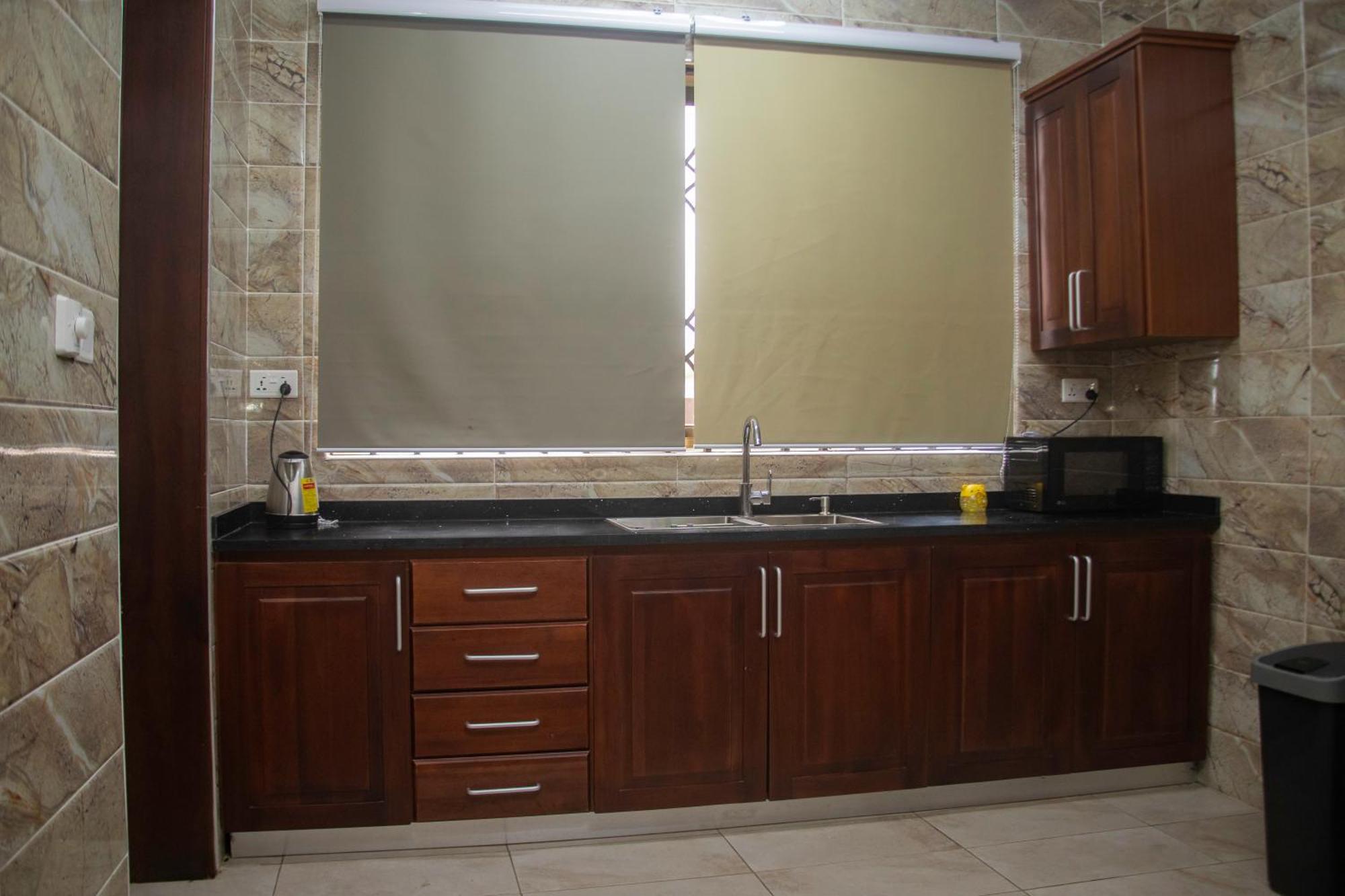 Maat Luxury Homes Accra Exterior photo